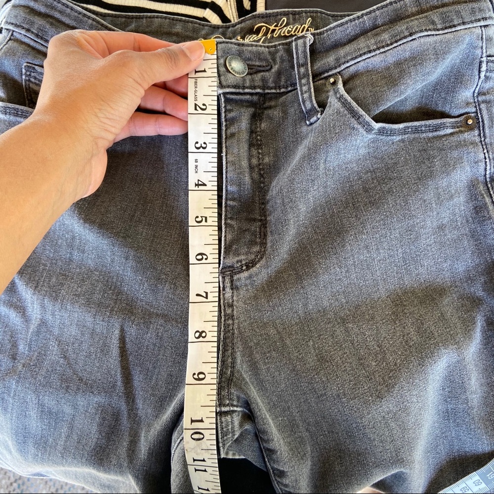Universal Thread Skinny Jeans - Picture 6 of 8
